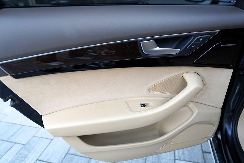 Audi A8 3.0 TDI Quattro/Tiptr./Matrix - fotka 21 z 48