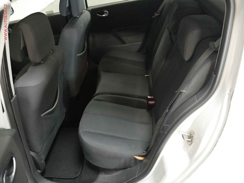 Renault Mégane (2003) 1.6i, ČR, AC, temp - fotka 10 z 15