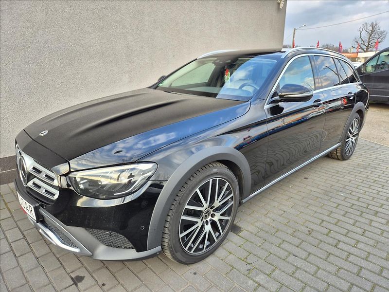 Mercedes-Benz Třídy E 3,0 400d All-Terrain 4MATIC - fotografie inzerátu