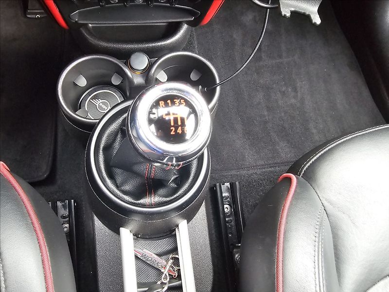 Mini Paceman 1,6 R61 4X4 Works ALL4 - fotka 22 z 36