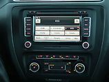 Volkswagen Jetta (2011) 1.4 TSI, Automat, Serv.kniha - náhled 12