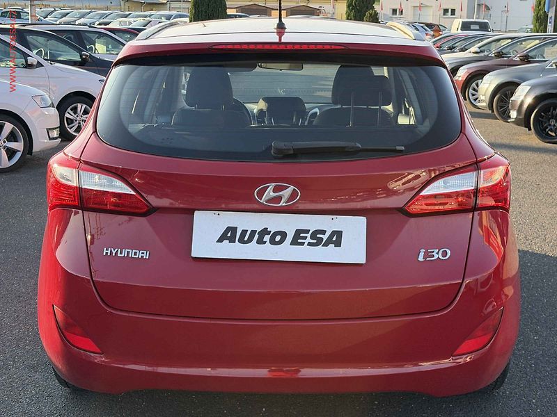 Hyundai i30 (2020) 1.4 - fotka 5 z 16