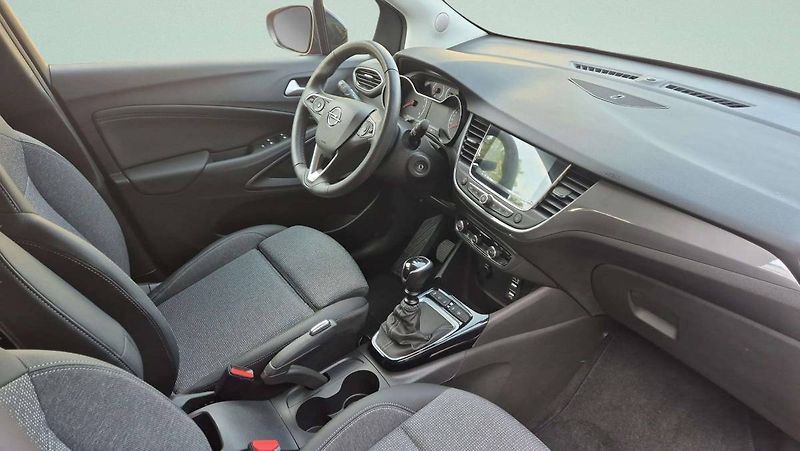 Opel Crossland Elegance F 12 XHL (81kW / 110H - fotka 20 z 49