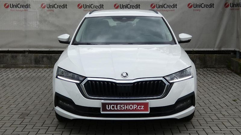 Škoda Octavia Combi 2,0 TDI Ambition - fotka 2 z 23