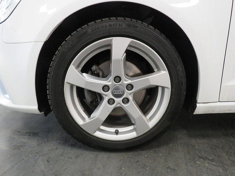 Audi A3 - fotka 10 z 23