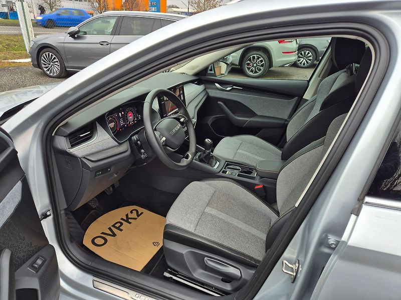 Škoda Octavia Combi 2,0 TDI Top Selection, w - fotka 9 z 29