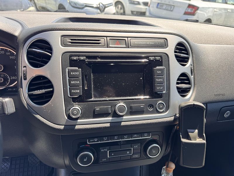 Volkswagen Tiguan LIFE,2.0 TDi,103 KW, Panorama - fotka 14 z 24