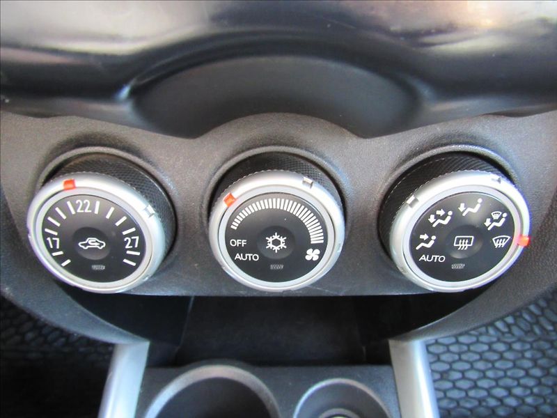 Mitsubishi ASX 1,8 Di-D 110kW 4x4 - fotka 17 z 27