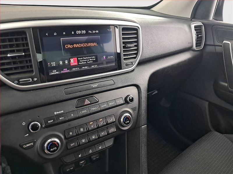 Kia Sportage (2021) 1.6 T-GDI - fotka 12 z 21