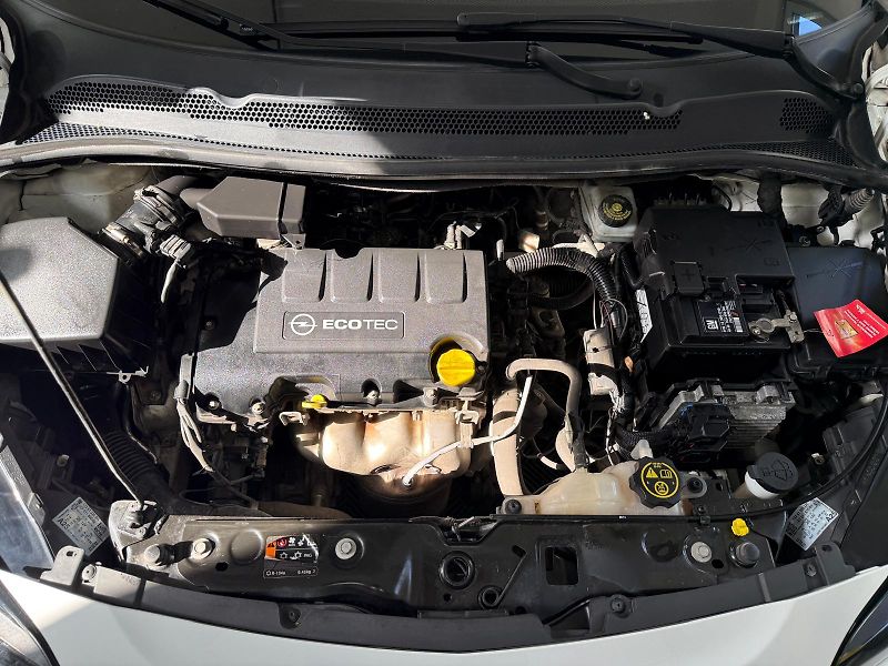 Opel Corsa 1,2 DRIVE - fotka 11 z 16