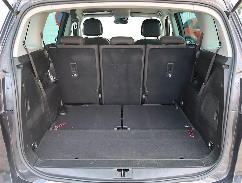 Opel Zafira (2017) 2.0 CDTI, 7 míst, Serv.kniha - fotka 13 z 19