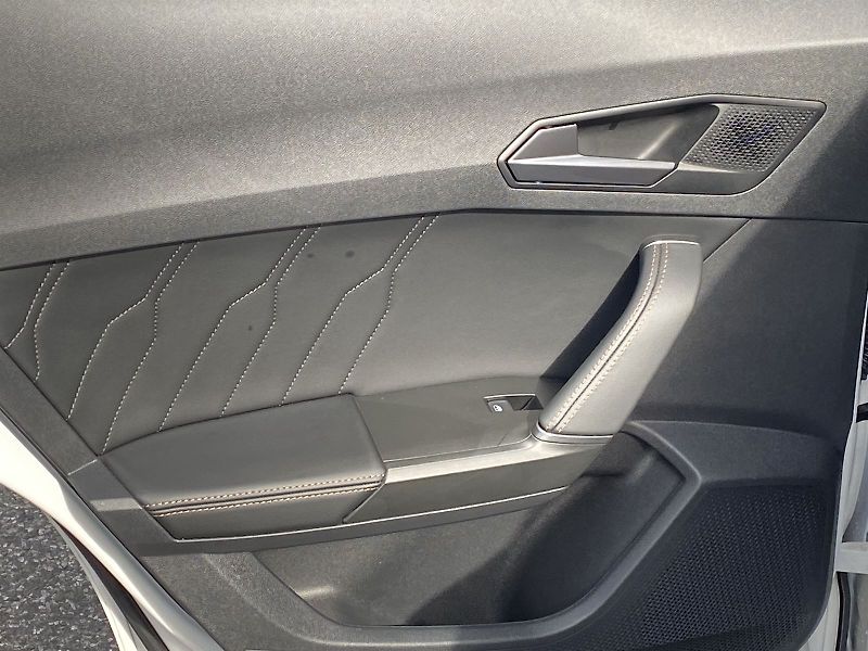 Cupra Formentor (2023) 1.5 TSI - fotka 16 z 36