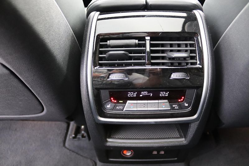 BMW X7 7místné SUV BMW X7 xDrive40i - fotka 45 z 67