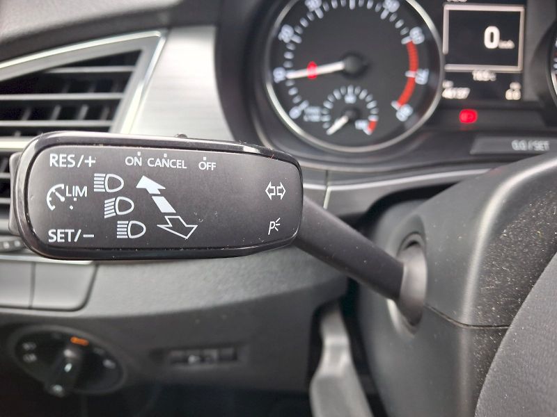 Škoda Fabia (2015) Style 1,2TSi 66kW - fotka 29 z 31