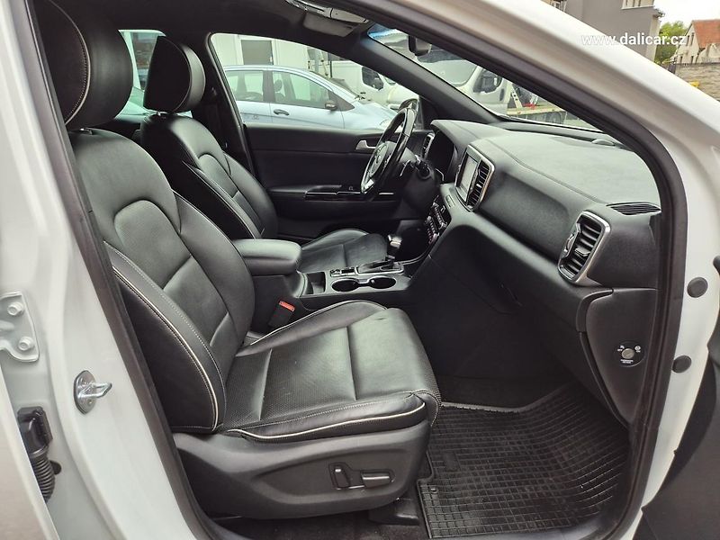 Kia Sportage (2018) 1.6T-GDi 130KW GT-line 4x4  - fotka 42 z 57