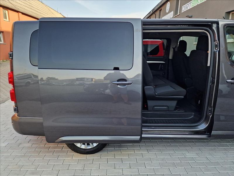 Toyota ProAce Verso 2.0 D-4d 106kw L2 Shuttle, ČR - fotka 17 z 50