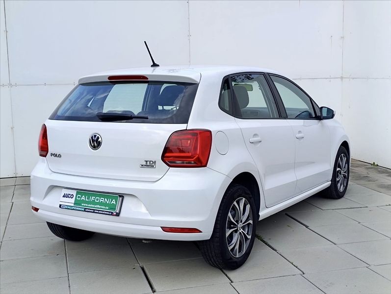 Volkswagen Polo 1,4 TDi Klima Alu kola - fotka 7 z 33