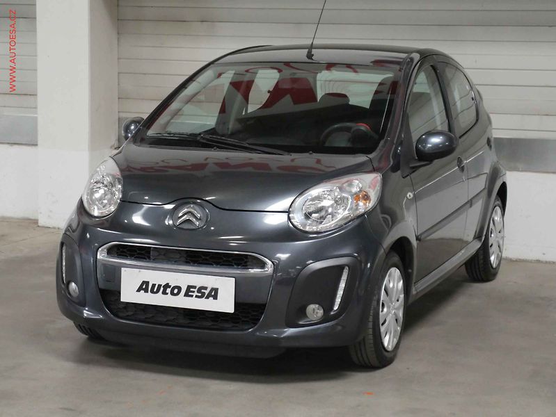 Citroën C1 (2014) 1.0i, ČR, servis.kniha, AC - fotka 3 z 14