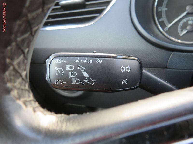 Škoda Octavia (2018) 1.6 TDi, ČR, Ambition - fotka 18 z 19