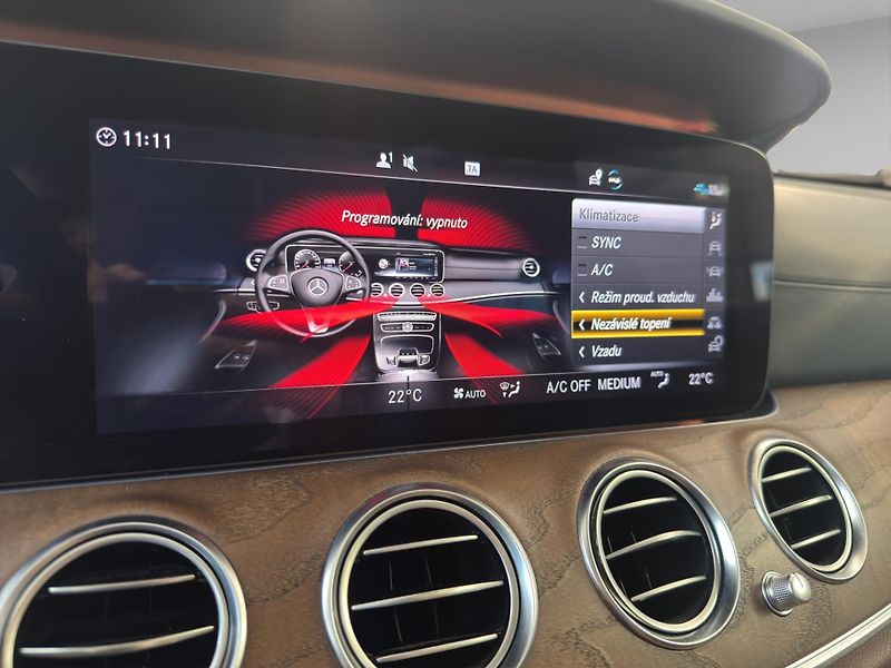 Mercedes-Benz Třídy E (2019) E53 AMG 4MATIC+ - fotka 20 z 27