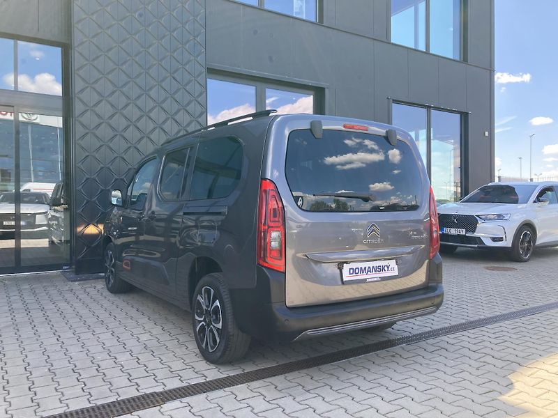 Citroën Berlingo XTR XL 1.5 BlueHDi 96 kW - fotka 9 z 22
