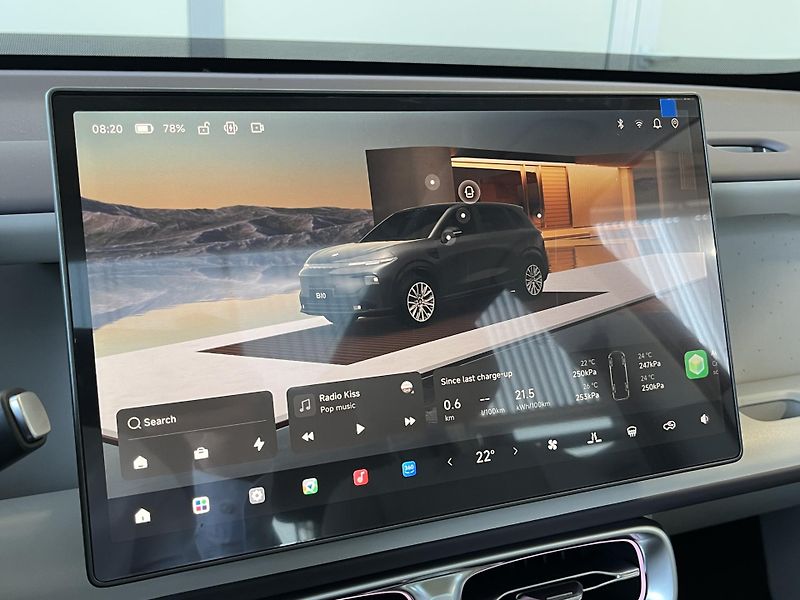 Leapmotor B10 (2026) DESIGN HYBRID EV, světlý int. - fotka 11 z 17