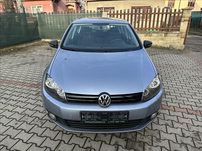 Volkswagen Golf 1,6 MPI bez koroze - fotka 10 z 21