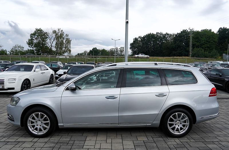 Volkswagen Passat 2.0 TDI 4Motion DSG/16Al./170P - fotka 3 z 38
