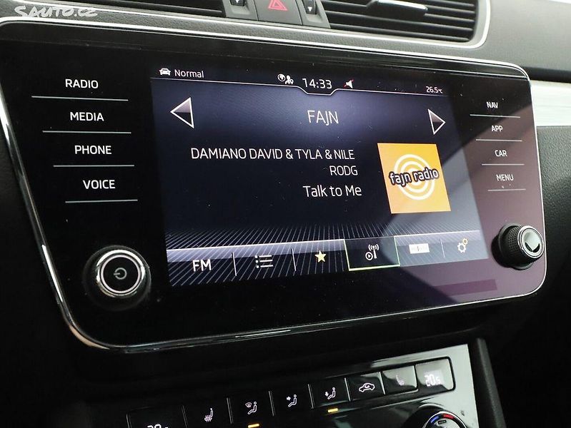 Škoda Superb (2020) - fotka 13 z 21