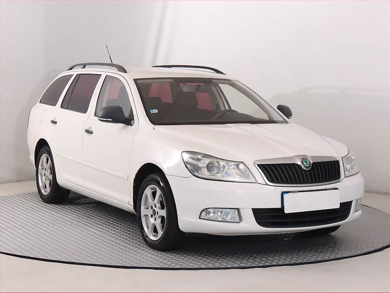 Škoda Octavia (2012) 1.6 TDI, Tempomat - fotografie inzerátu