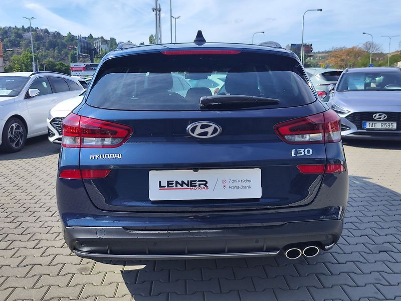 Hyundai i30 1.5 T-GDI/103kW N-Line DCT - fotka 6 z 33