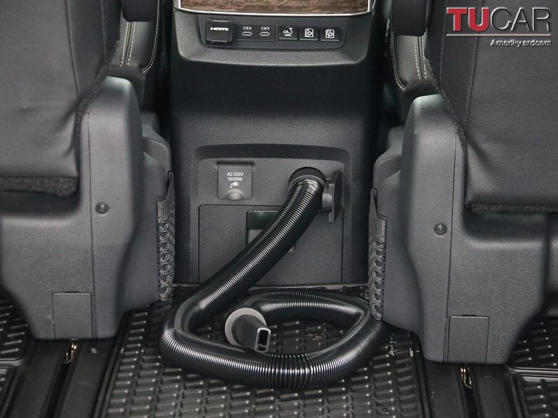 Toyota Sienna (2026) Platinum 2.5 HEV AWD - fotka 64 z 76