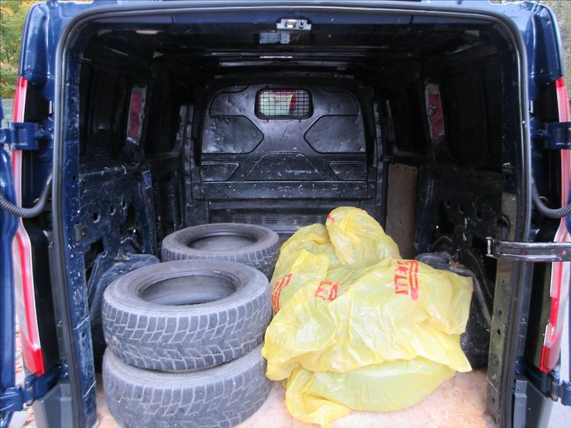 Ford Transit 2,2 TDCi, L1H1, Klima, Nové v - fotka 21 z 24