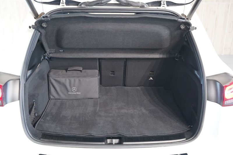 Mercedes-Benz EQA 250, AMG Line, Tažné,  KEYLESS - fotka 15 z 46