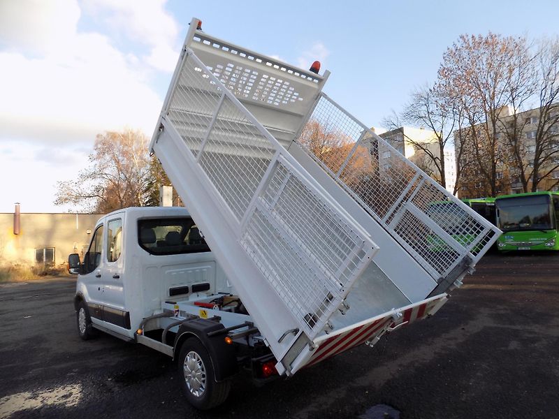 Ford Transit (2017) 2,0 96KW 7MÍST SKLÁPĚČ  - fotka 40 z 47