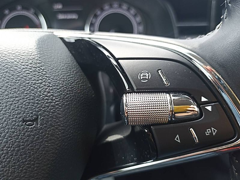Škoda Kamiq (2021) 1.5 TSI 110kW tažné LED manuál - fotka 20 z 35