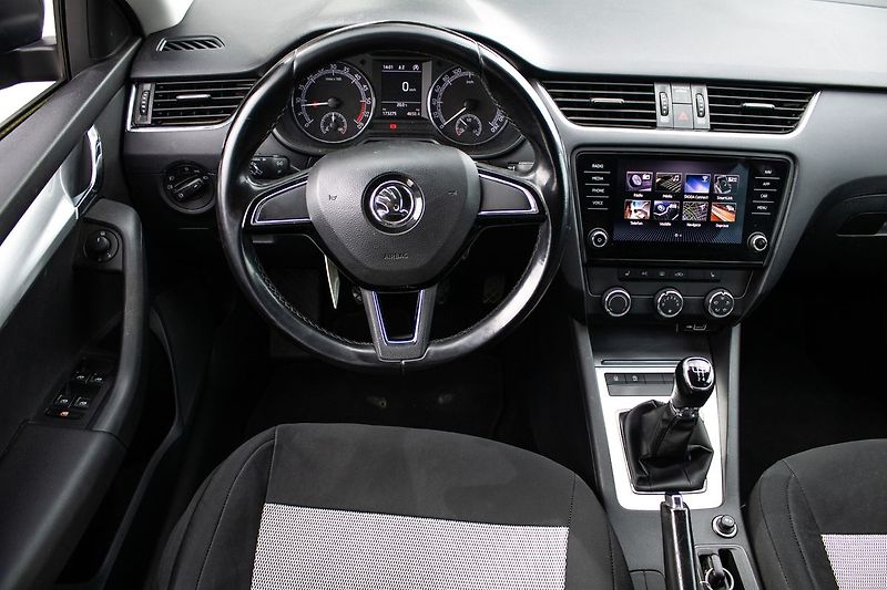 Škoda Octavia - fotka 9 z 21