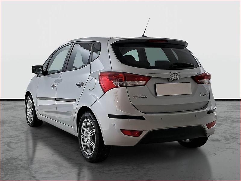 Hyundai ix20 (2014) 1.6 CVVT, Automat, Serv.kniha - fotka 4 z 21