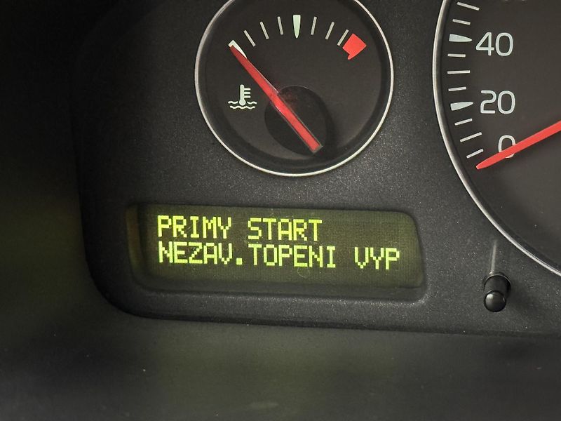 Volvo XC90 D5 AWD SUMMUM AUT CZ  - fotka 30 z 41