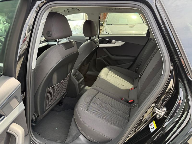 Audi A4 1.4 TFSI 110 KW AUTOMAT - fotka 9 z 13