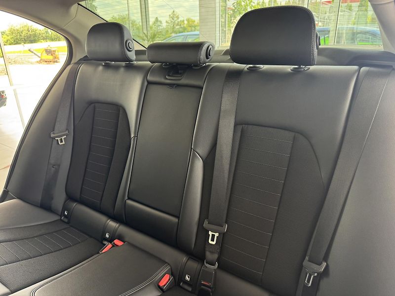 BMW Řada 3 320d 140kW*Kůže*PlnýServis*Taž - fotka 14 z 34