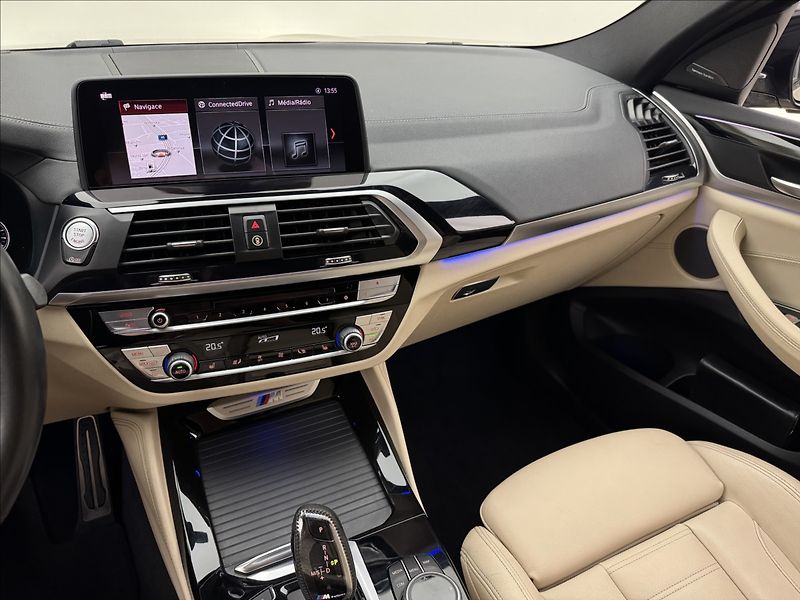 BMW X4 3,0 M40d DPH HUD 360° H/K CZ - fotka 16 z 49