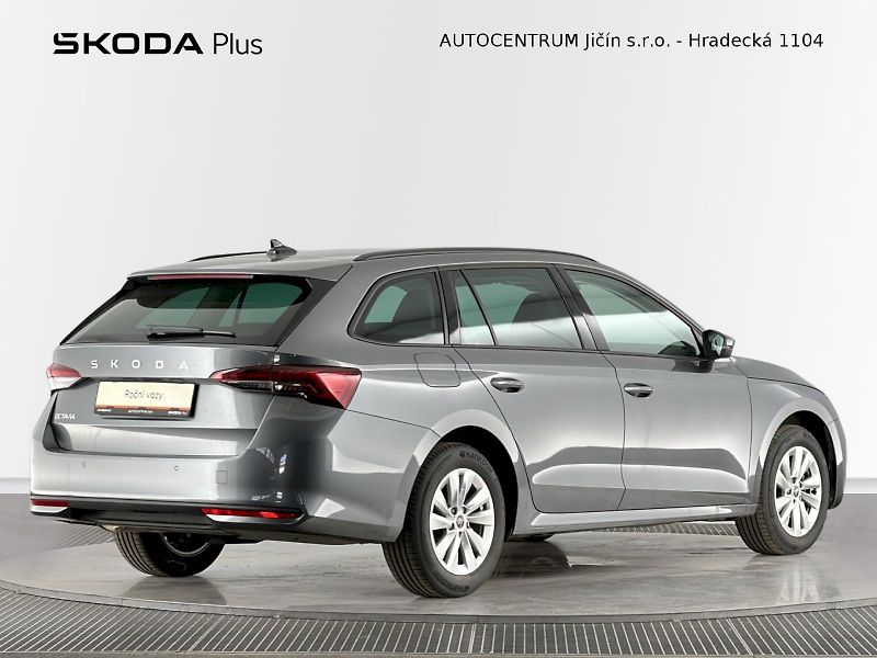 Škoda Octavia (2025) Combi 1.5TSI 110kW Selection - fotka 2 z 28