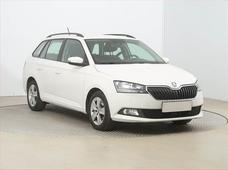 Škoda Fabia (2021) Ambition 1.0 TSI, ČR,1.maj - fotografie inzerátu