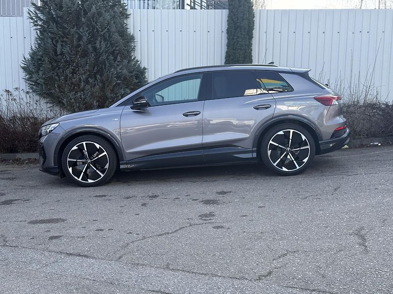 Audi Q4 e-tron  50 quattro S-LINE 21