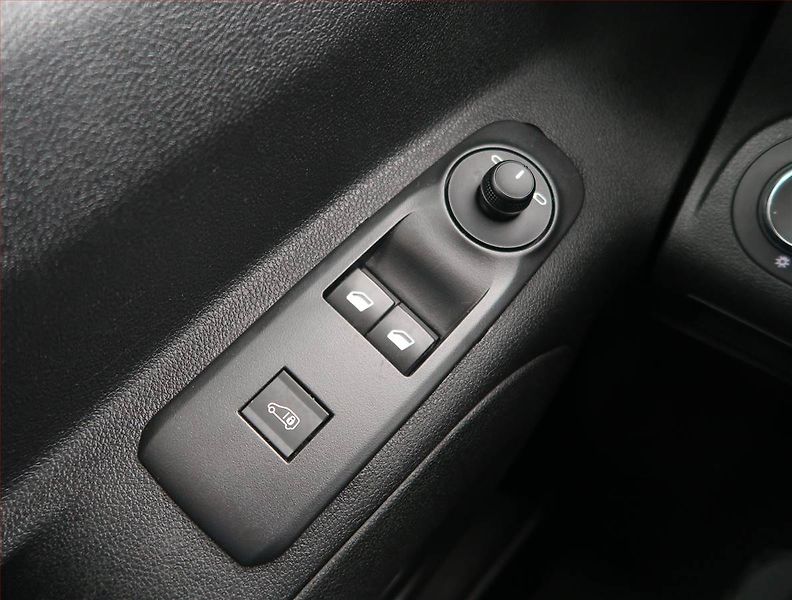Opel Combo (2020) 1.5 CDTI, 3Místa, DPH - fotka 14 z 17