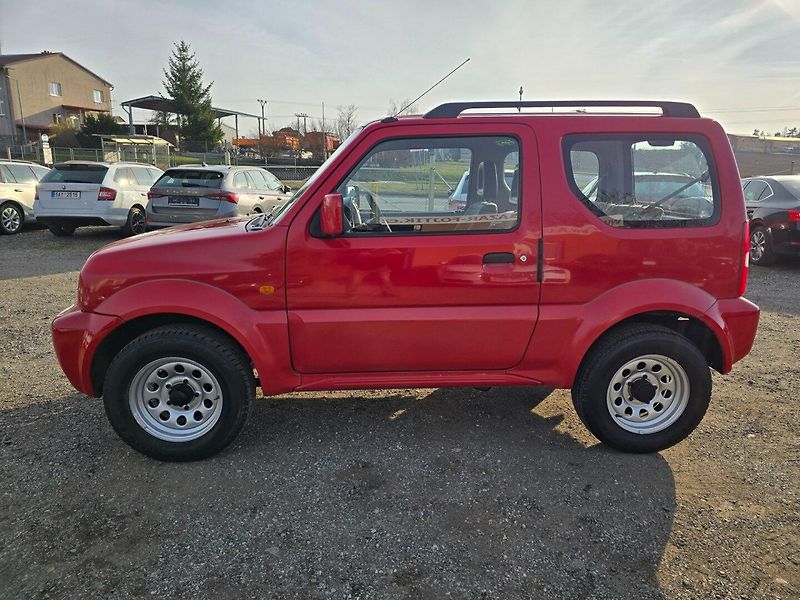 Suzuki Jimny (2006) 1.3 62KW 4x4 2006 - fotka 4 z 20