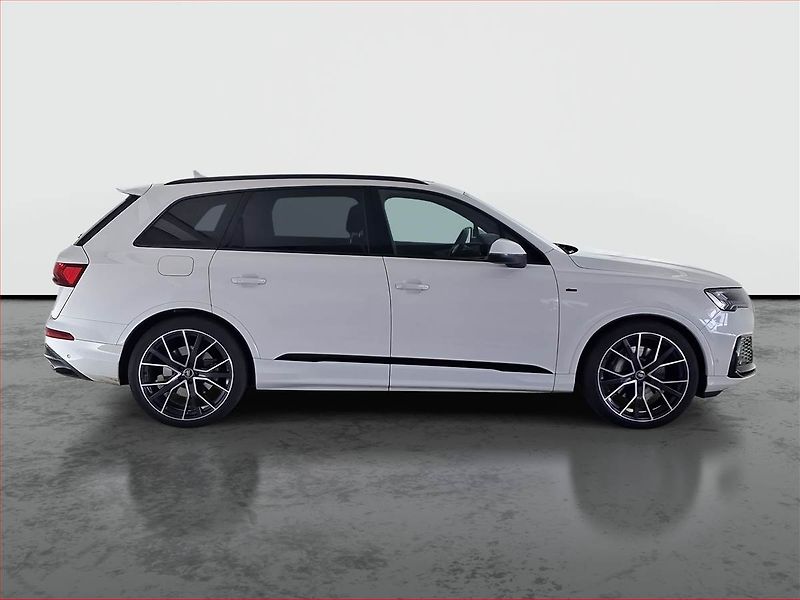Audi Q7 (2022) 55 TFSI - fotka 6 z 22
