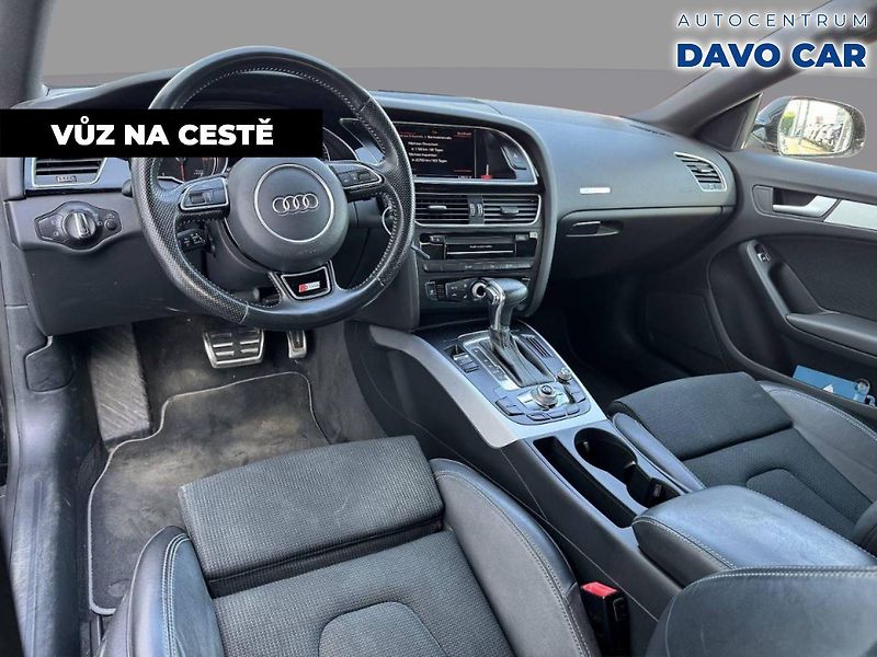 Audi A5 3,0 TDI Quattro S-Line 1.Maj. - fotka 5 z 12