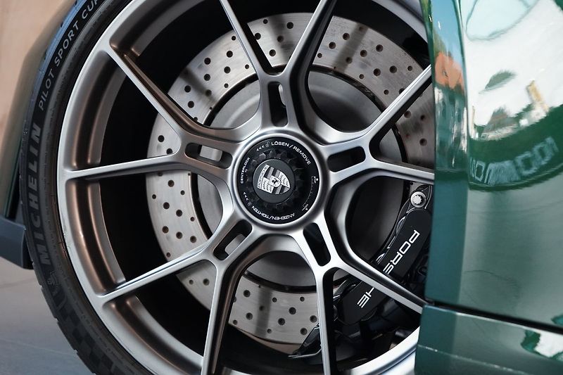 Porsche 911 GT3 Touring,Chrono, Lift, Bose - fotka 15 z 50